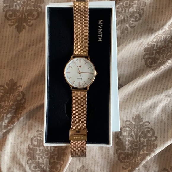 MVMT woman’s watch - Picture 6 of 9